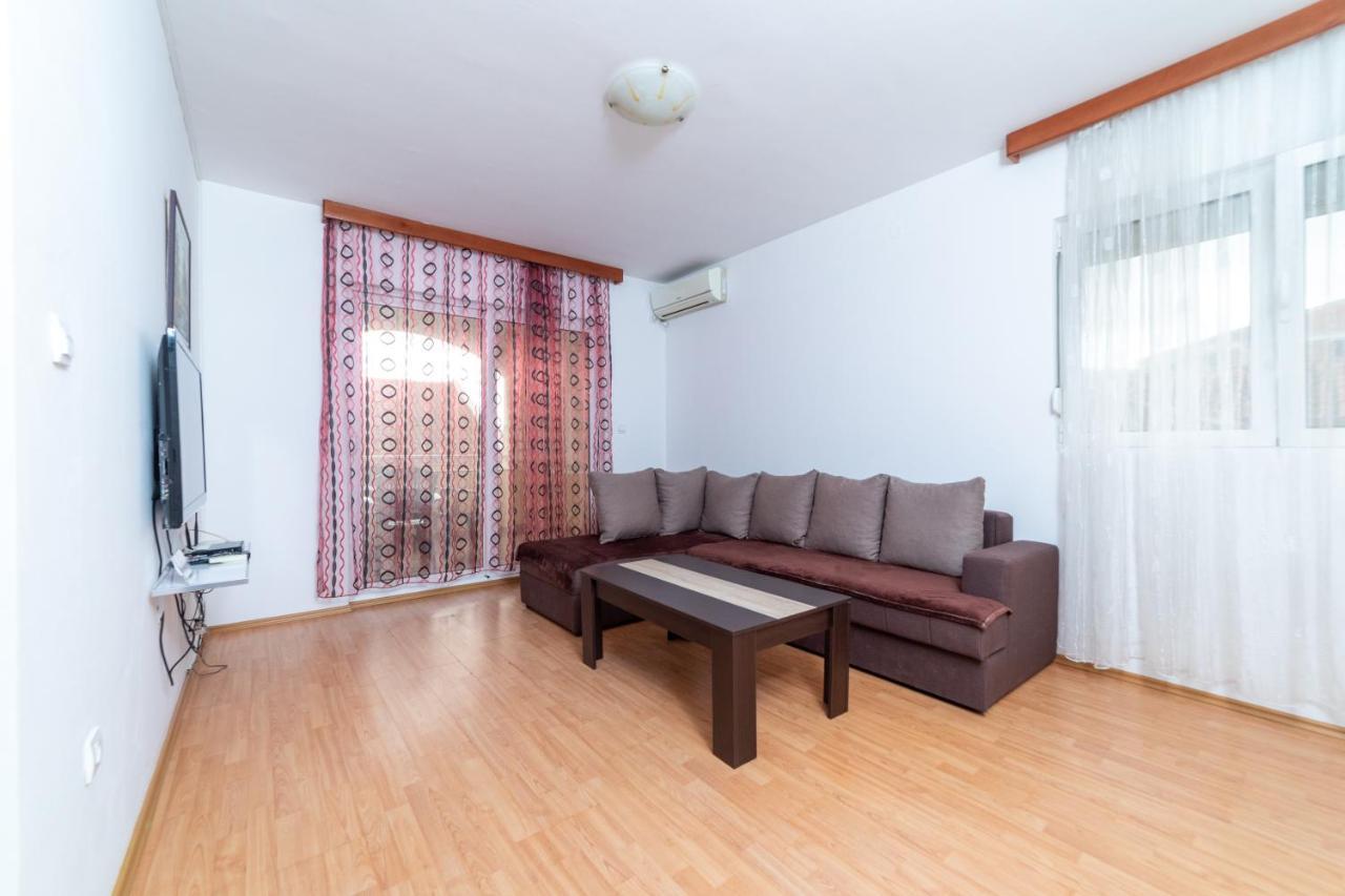 Apartmani Jovan Будва Экстерьер фото